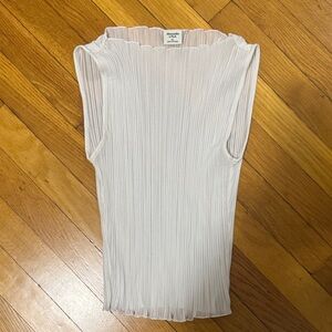 Abercrombie pleated mesh top - new